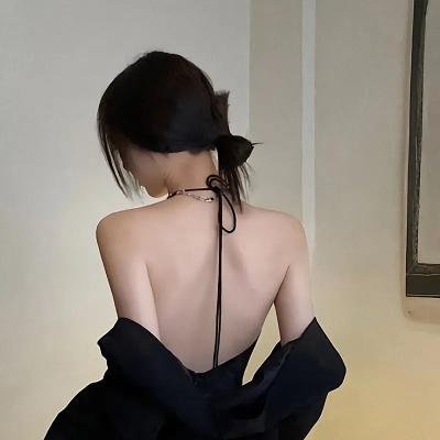 皮肤之下